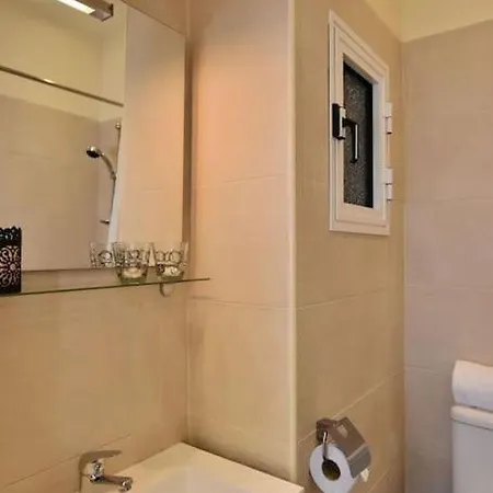 Apartamento Lucky Star 202 By Vallettastay